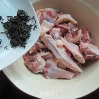 Make Old duck with tea and oil step 3