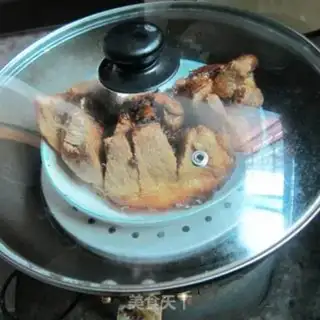 Make Godmother steamed pig elbows step 7