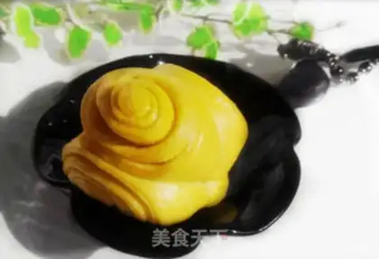 Make Smelt pumpkin rolls step 12