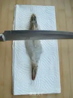 Make Flowers with rich shrimp step 2