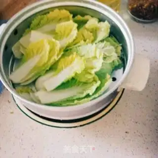 Make Garlic doll food step 1