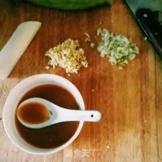 Make Garlic doll food step 2