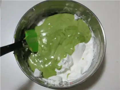 Make Rose twilight cake step 15