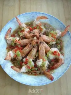 Make Flowers with rich shrimp step 11