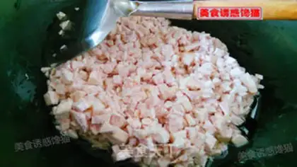 Make Potato meat buns step 1