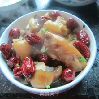 Make Red dates steam pig feet step 8