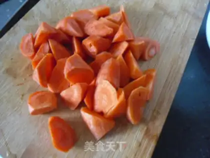 Make Pighand carrot step 0