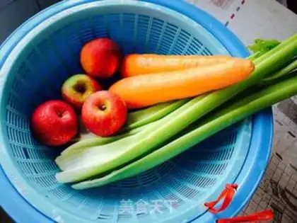 Make Multi-nutrient vegetable juice step 0