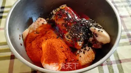 Make Black sesame moth made wings step 1