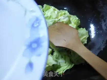 Make Beef sauce, fried cabbage step 5