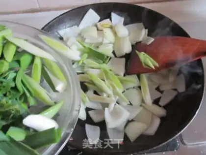Make Back to the beef pan step 6