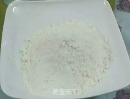Make Slice the buns step 1