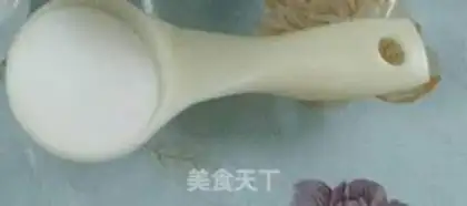 Make Slice the buns step 2