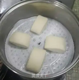 Make Slice the buns step 10
