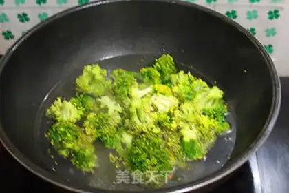 Make Shrimp broccoli step 2