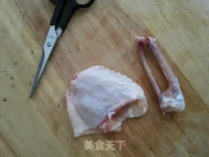 Make Sweet fruit chicken wings step 1
