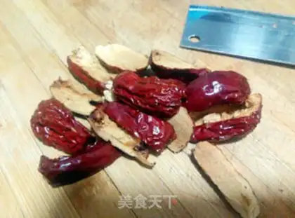 Make "Red-tree peanut paste." step 2