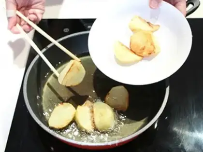 Make Spicy chicken step 1
