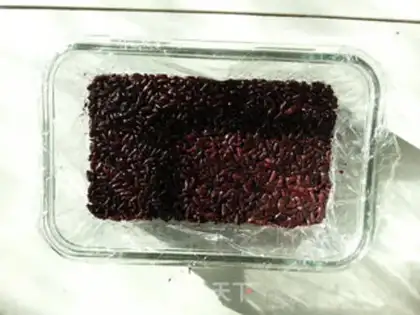 Make Black rice-tree rice cake step 6