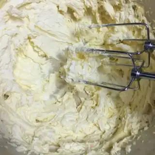 Make Onion cookies step 3