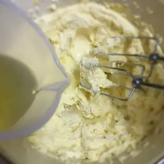Make Onion cookies step 4
