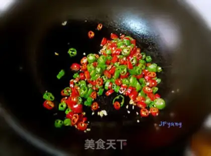 Make Spicy chicken crumbs step 6
