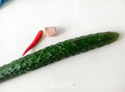 Make Garlic cucumber step 0