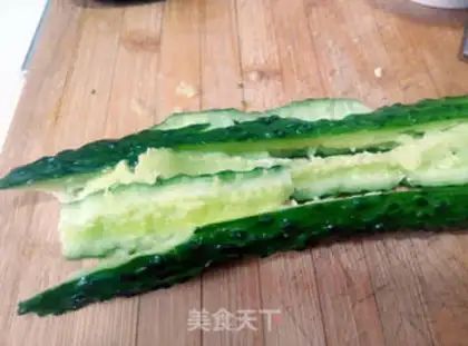 Make Garlic cucumber step 1