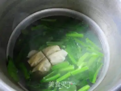 Make Soup with the greasy noodles step 9