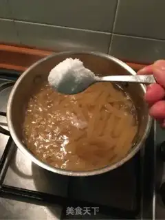 Make Swallow fish macaroni step 1