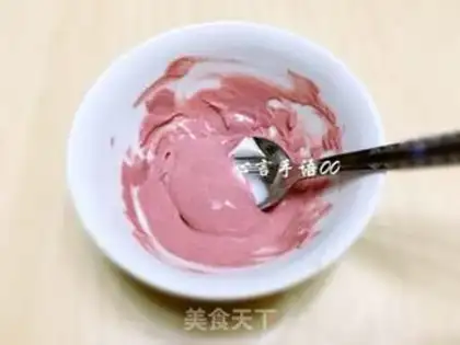 Make Red velvet cheesecake step 4