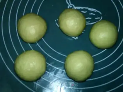 Make Curry bread step 19