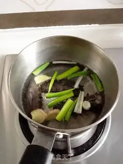 Make Onion dry basil step 7