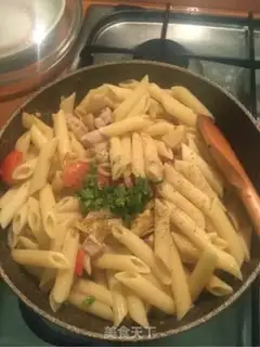 Make Swallow fish macaroni step 7
