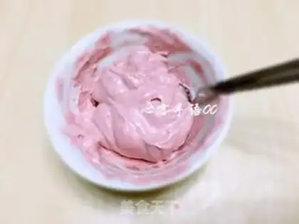 Make Red velvet cheesecake step 11