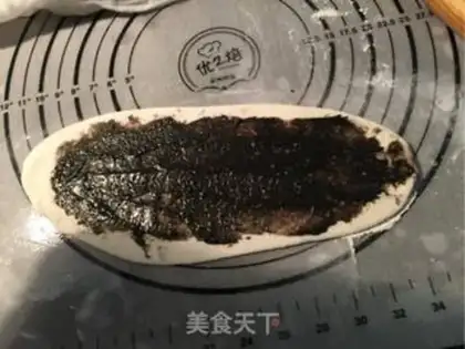 Make Shell black sesame rolls step 11