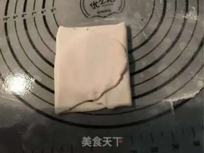 Make Shell black sesame rolls step 12