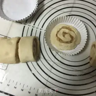 Make Apple rolls step 7