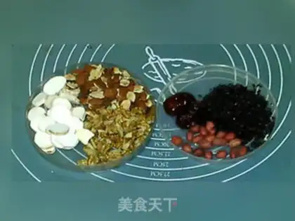 Make Infective and nutritious black rice paste step 0