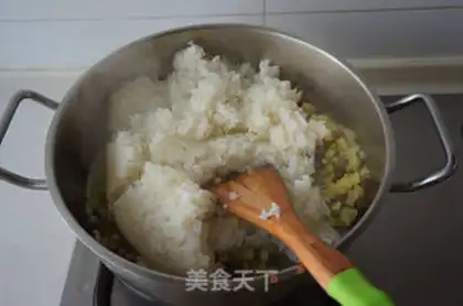 Make Potato beef fried rice step 5