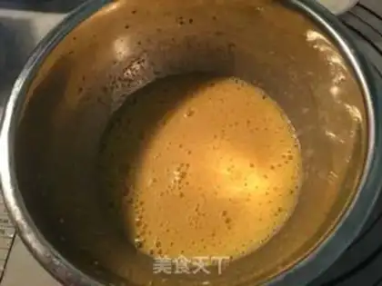 Make Seaweed pine bee step 1