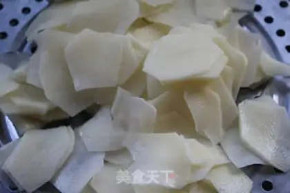 Make Pretzel potato chips step 1