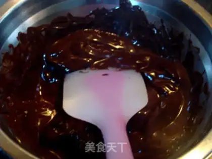 Make Chocolate yogurt bowl step 1