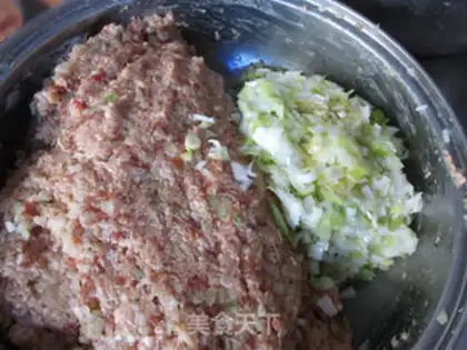 Make A lamb water bun step 4