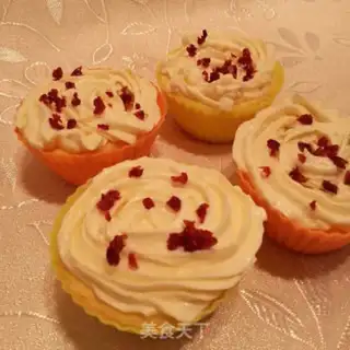 Make A cranberry yogurt cake step 11