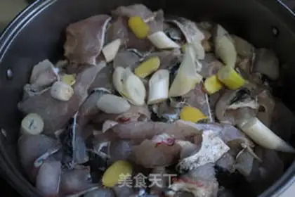 Make Rolling fish step 1