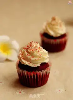 Make Red velvet cake step 14