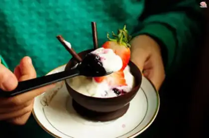 Make Chocolate yogurt bowl step 9