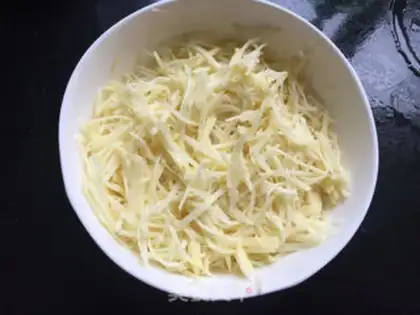 Make Potato phoenix shrimp ball step 1