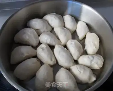 Make A lamb water bun step 13